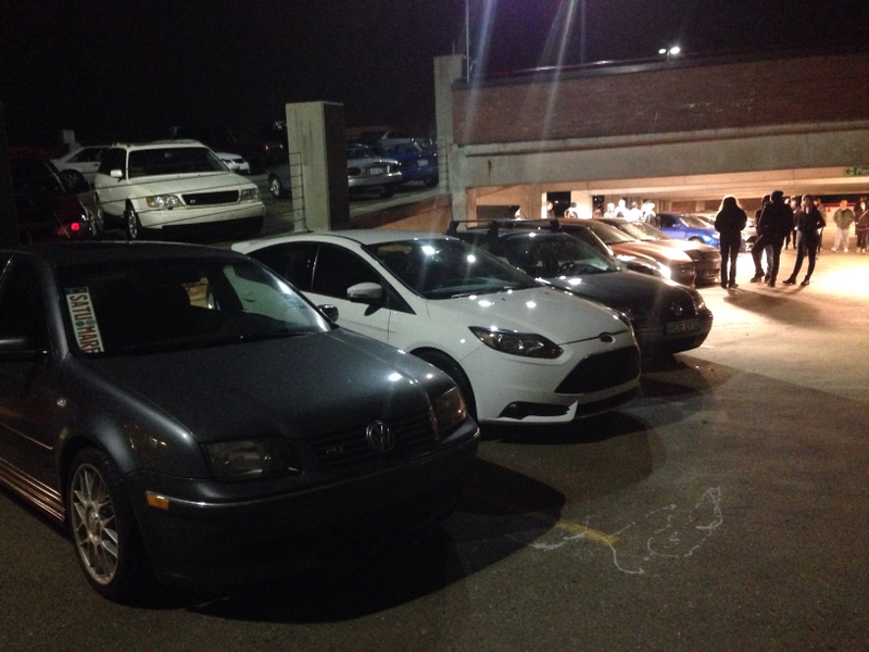 Illustration for article titled Paul Walker Vigil on Woodward